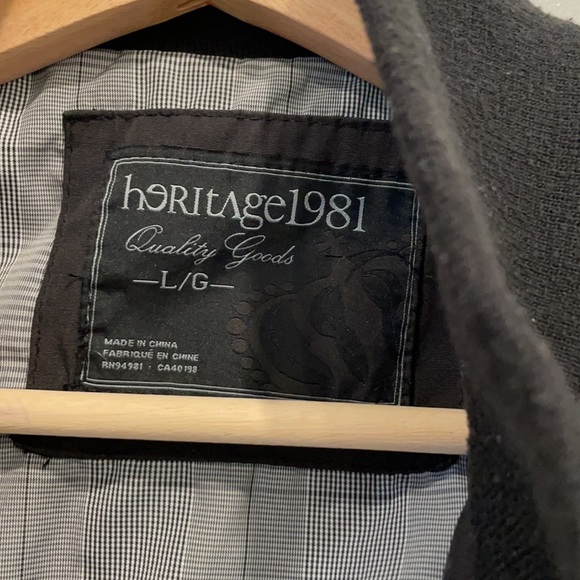 Heritage light rain jacket for guys LG - Picture 2 of 5